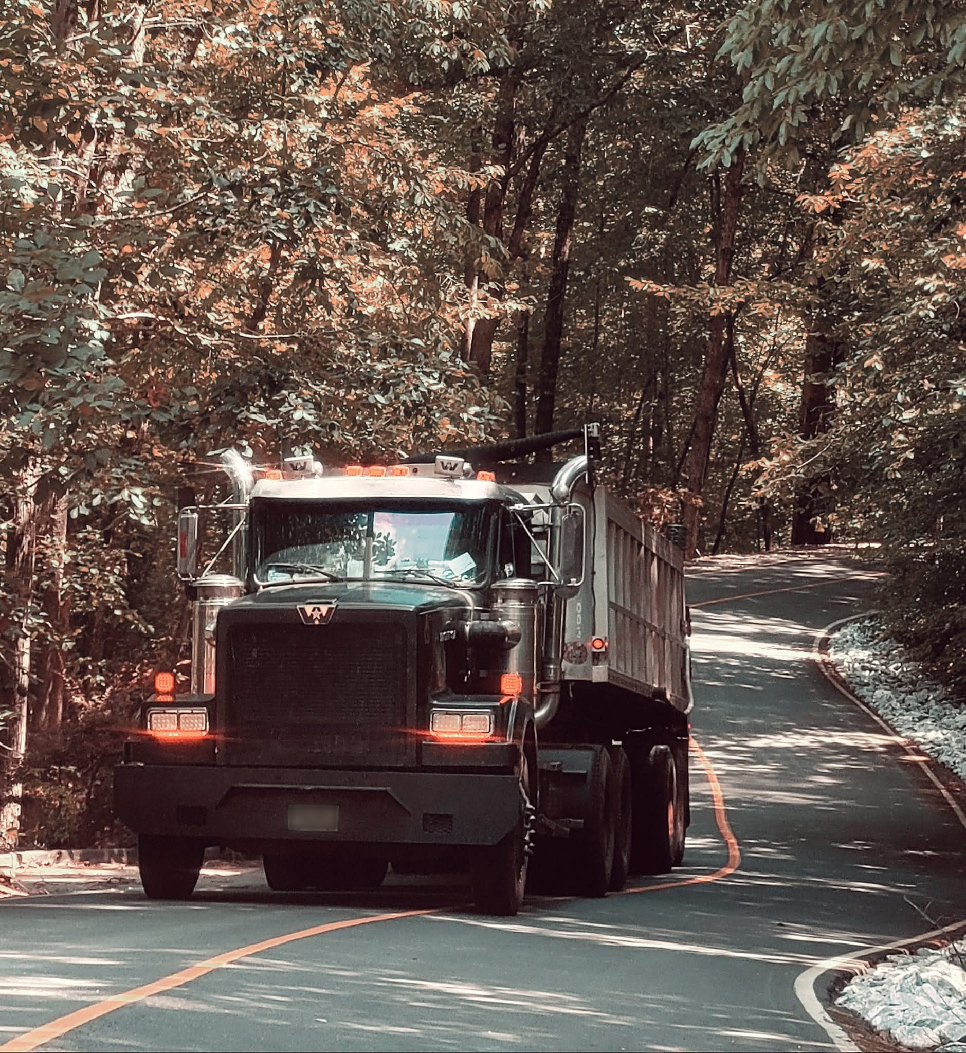 Bruce Smith Trucking Western Star on the road